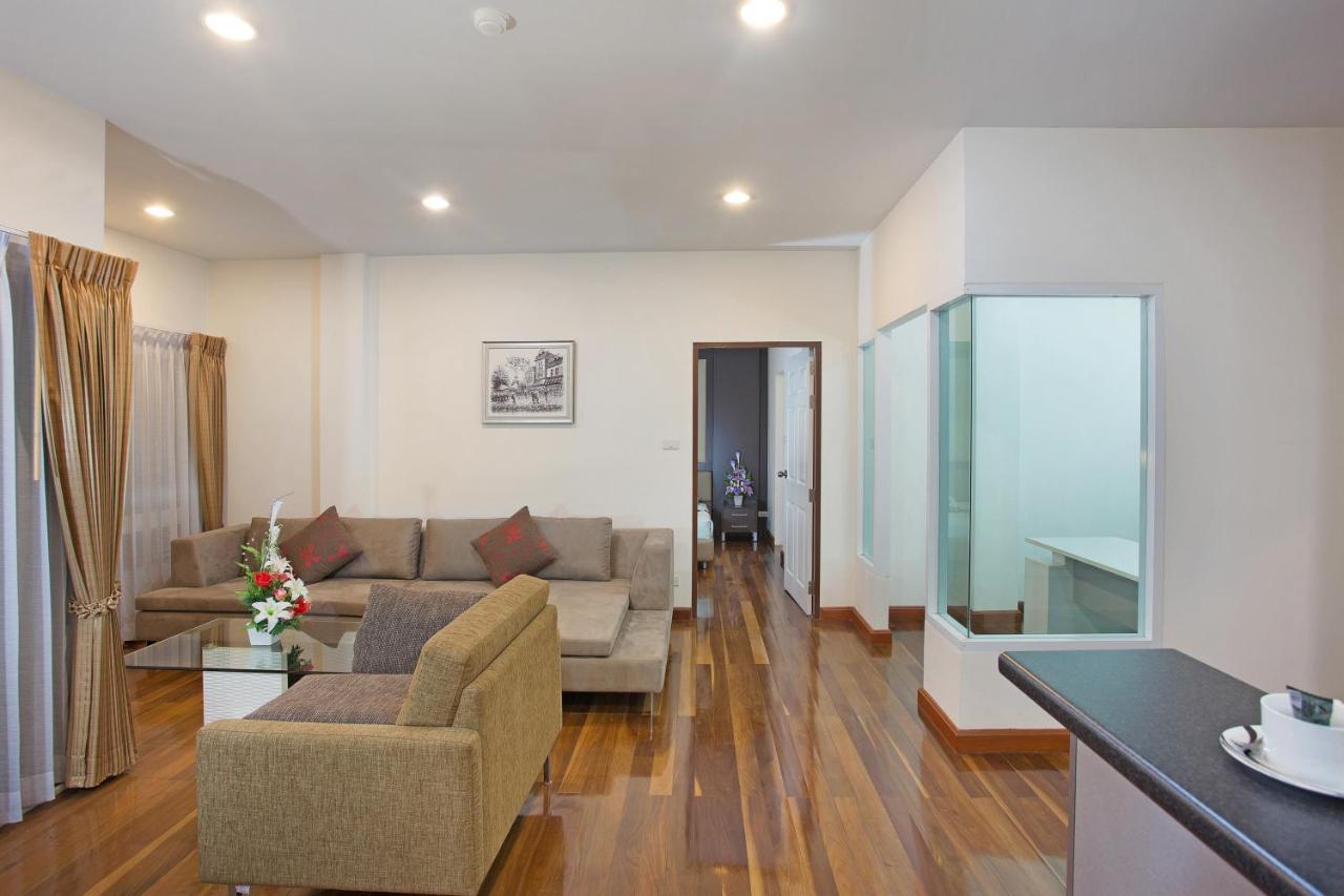 C-House & Residence Hotel Amata City Pluak Daeng Экстерьер фото