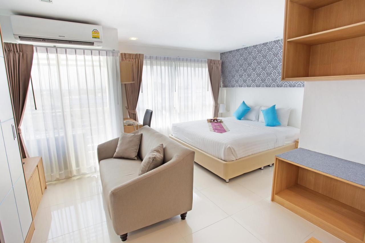 C-House & Residence Hotel Amata City Pluak Daeng Экстерьер фото